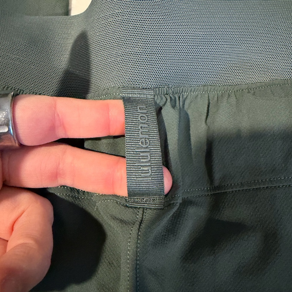 Lululemon joggers - Picture 5 of 7